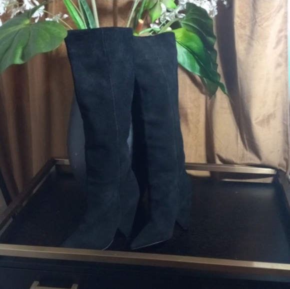 ❤️‍🔥  YSL Authentic Black Suede  Cat 90 Thigh Boot without box. Brand new - Picture 6 of 7